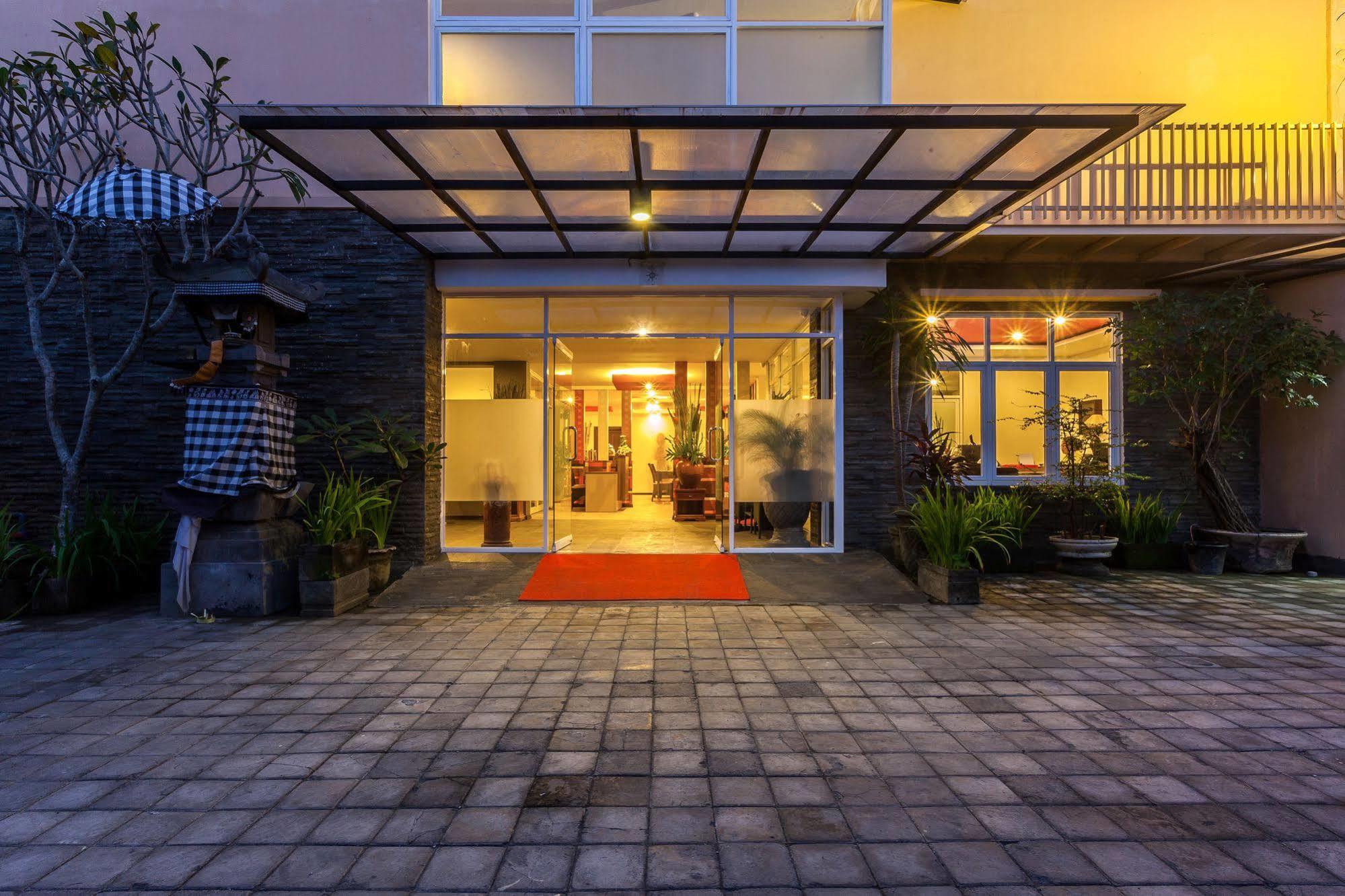 Mahatma Residence Dempasar Exterior foto